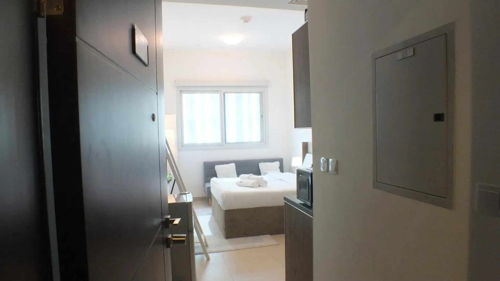 Studio Apartment I 15 Min To International Airport Dubai 0*,