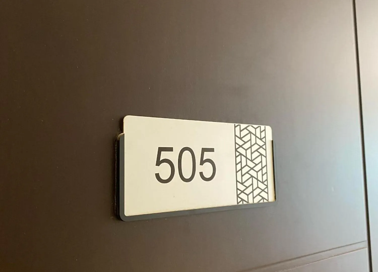 Studio Apartment I 15 Min To International Airport Dubai
