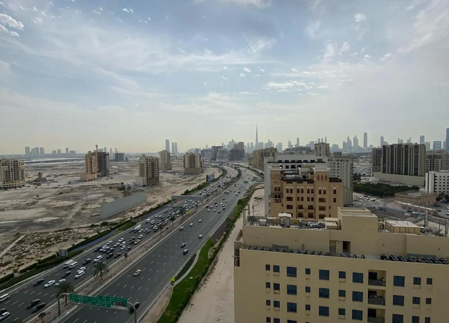 Studio Apartment I 15 Min To International Airport Dubaj